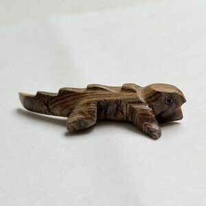 Wooden Hand Carved Gecko Lizard Small Wood Decor Vintage Mini Figure Gift Decor